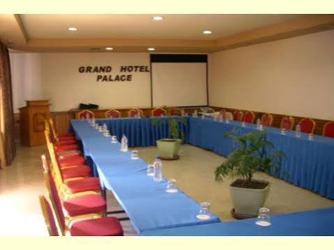 Grand Palace 3* Korce